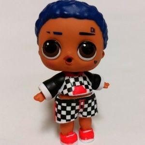 LOL SURPRISE Doll City Boi Downtown Boi